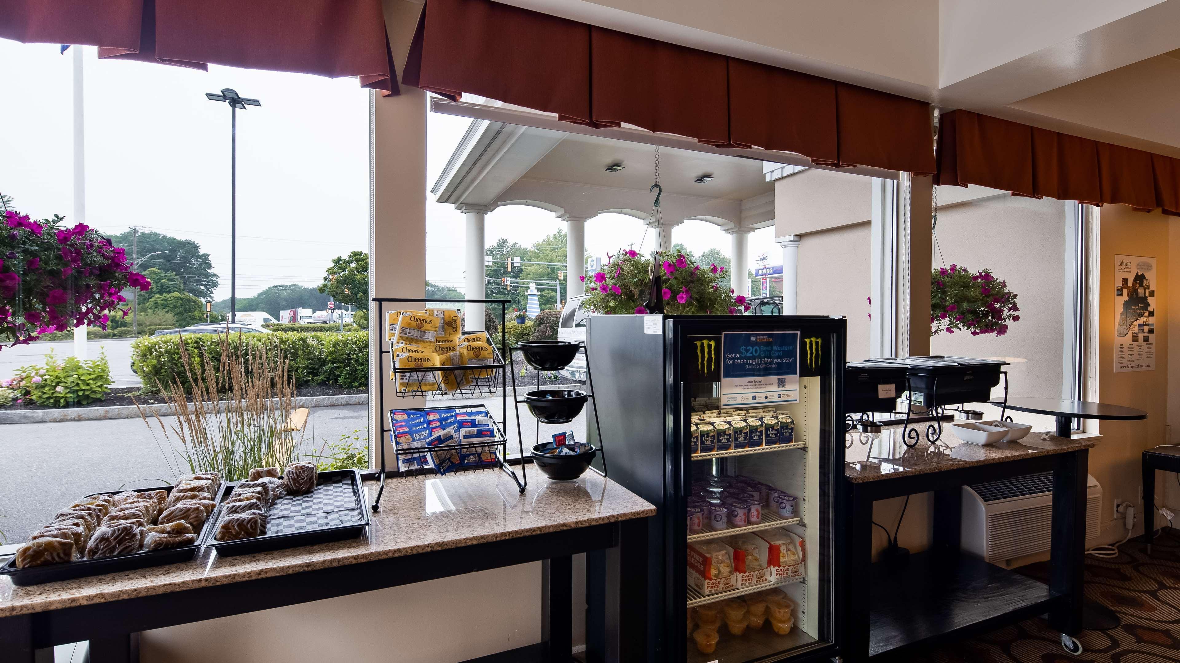 Best Western Merry Manor Inn South Portland Exteriör bild